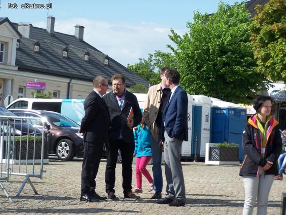 Ostatni Piknik Zdrowotny: Pudełka Życia, owocowe szaszłyki, fakir i dobra muzyka. Wszystkie atrakcje bezpłatne