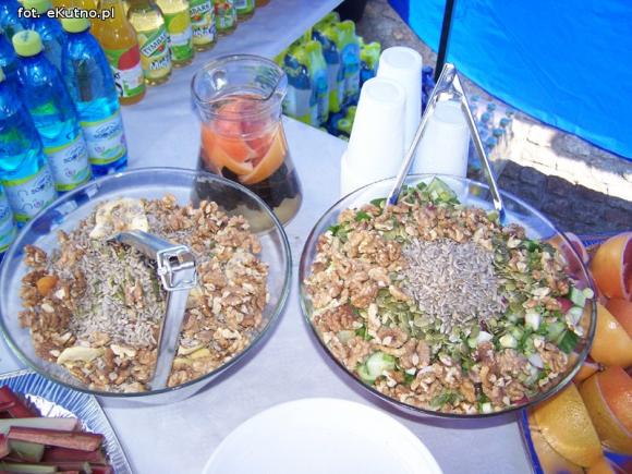 Ostatni Piknik Zdrowotny: Pudełka Życia, owocowe szaszłyki, fakir i dobra muzyka. Wszystkie atrakcje bezpłatne