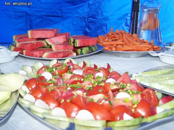Ostatni Piknik Zdrowotny: Pudełka Życia, owocowe szaszłyki, fakir i dobra muzyka. Wszystkie atrakcje bezpłatne