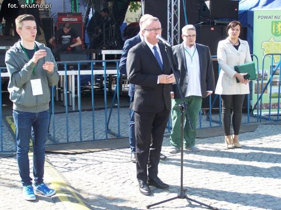 Ostatni Piknik Zdrowotny: Pudełka Życia, owocowe szaszłyki, fakir i dobra muzyka. Wszystkie atrakcje bezpłatne