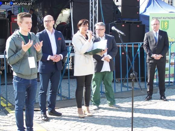 Ostatni Piknik Zdrowotny: Pudełka Życia, owocowe szaszłyki, fakir i dobra muzyka. Wszystkie atrakcje bezpłatne