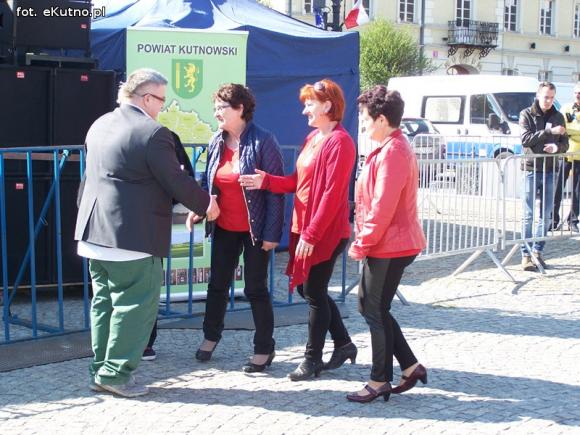 Ostatni Piknik Zdrowotny: Pudełka Życia, owocowe szaszłyki, fakir i dobra muzyka. Wszystkie atrakcje bezpłatne