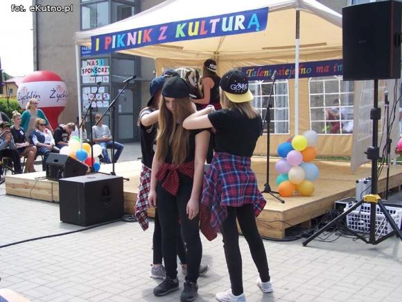Wszelakie talenty na Pikniku z Kulturą w Żychlinie
