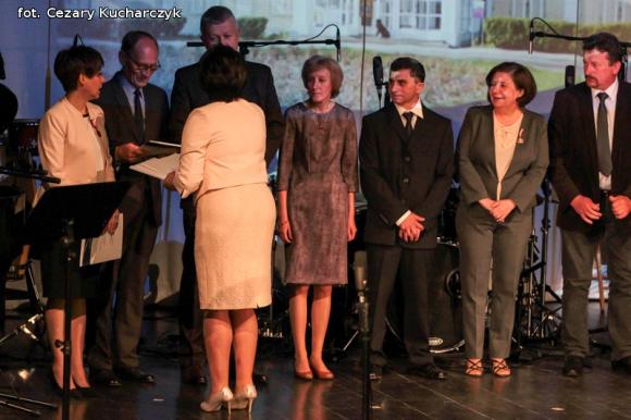 70 lat grają i śpiewają dla nas. Dziękujemy