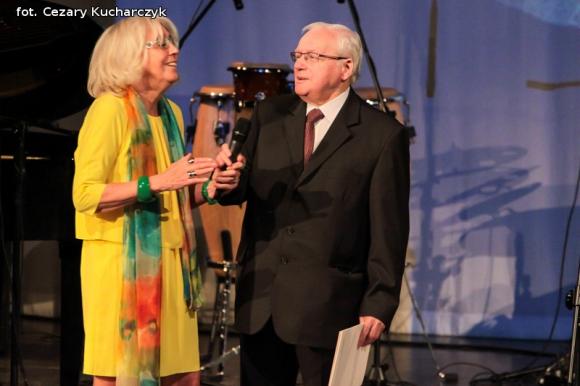 70 lat grają i śpiewają dla nas. Dziękujemy
