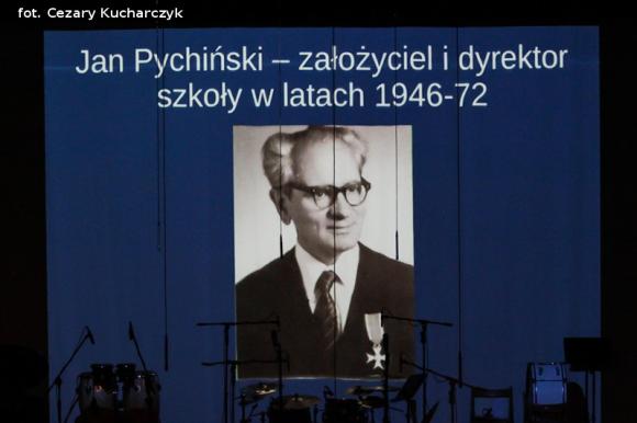 70 lat grają i śpiewają dla nas. Dziękujemy