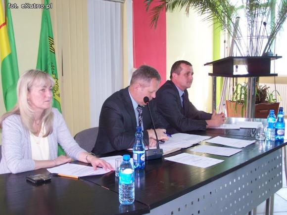 One dwie, on jeden. Karniszewski w zarządzie powiatu