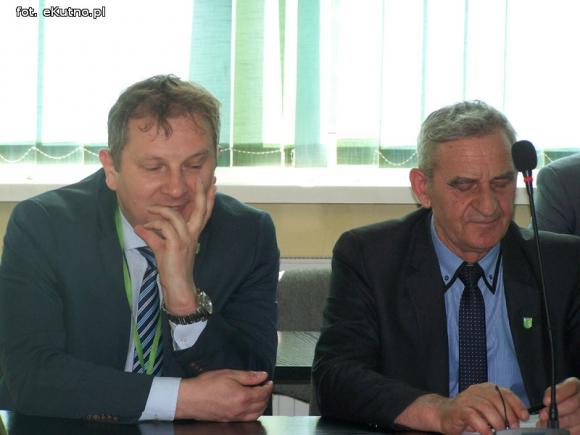 One dwie, on jeden. Karniszewski w zarządzie powiatu