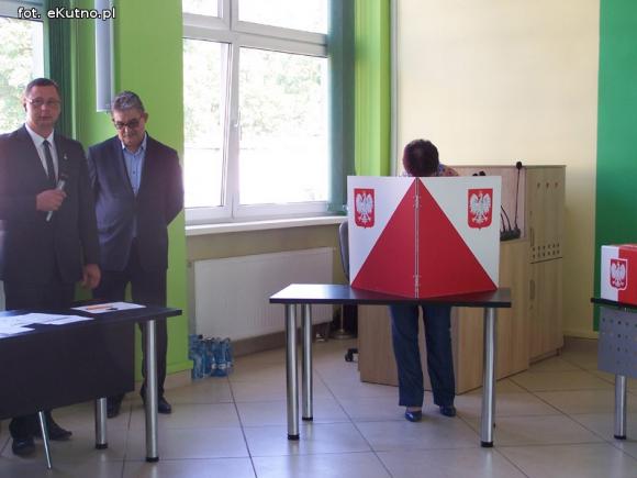 One dwie, on jeden. Karniszewski w zarządzie powiatu