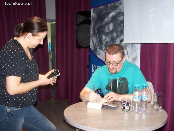 Jacek Piekara w Kutnie: Żadne pytanie nie jest złe, a każda odpowiedź jest ciekawa