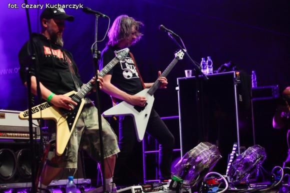 Było gorąco na niebie i rockowej ziemi. Rock&Rose Fest Kutno za nami