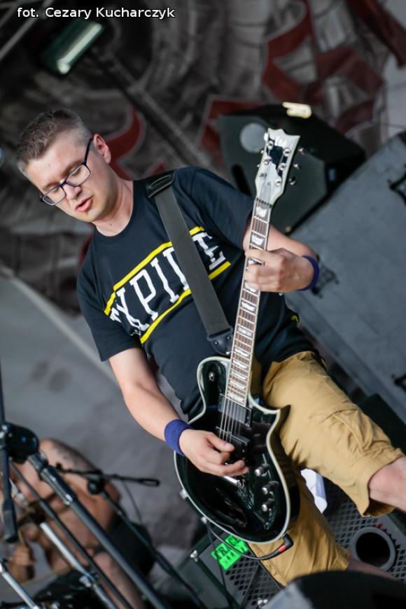 Było gorąco na niebie i rockowej ziemi. Rock&Rose Fest Kutno za nami