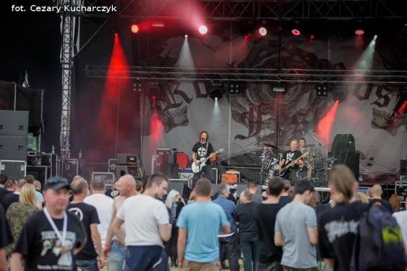 Było gorąco na niebie i rockowej ziemi. Rock&Rose Fest Kutno za nami