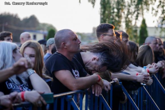 Było gorąco na niebie i rockowej ziemi. Rock&Rose Fest Kutno za nami