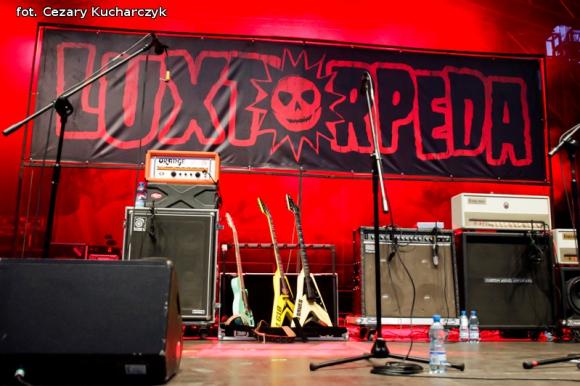 Było gorąco na niebie i rockowej ziemi. Rock&Rose Fest Kutno za nami