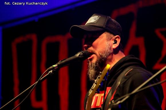 Było gorąco na niebie i rockowej ziemi. Rock&Rose Fest Kutno za nami