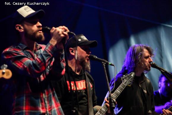 Było gorąco na niebie i rockowej ziemi. Rock&Rose Fest Kutno za nami