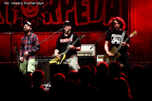 Było gorąco na niebie i rockowej ziemi. Rock&Rose Fest Kutno za nami