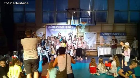Tancerze STREET DANCE STUDIO Joanny Zielińskiej podbili Piotrków Kujawski