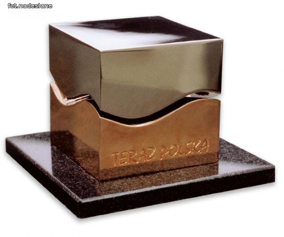 ASM - Centrum Badań i Analiz Rynku jedyną agencja badawczą z prestiżowym Godłem Teraz Polska