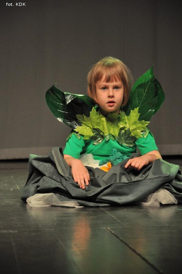 Przedszkolaki na scenie. Pierwszy dzień Łapy