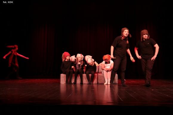 Ostatni dzień przeglądu teatralnego w domu kultury