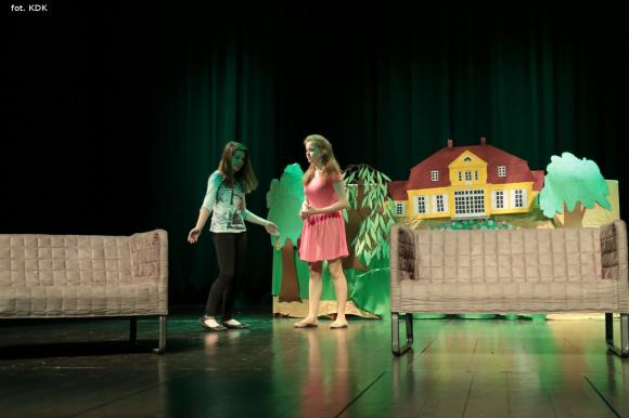 Ostatni dzień przeglądu teatralnego w domu kultury