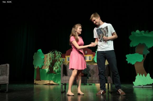 Ostatni dzień przeglądu teatralnego w domu kultury