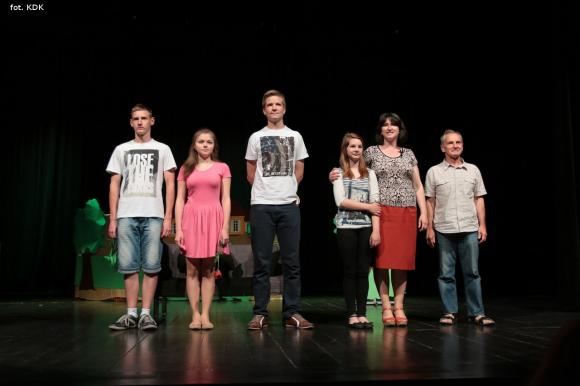 Ostatni dzień przeglądu teatralnego w domu kultury