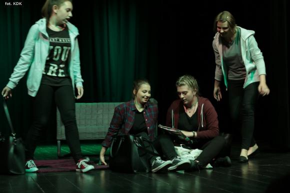 Ostatni dzień przeglądu teatralnego w domu kultury