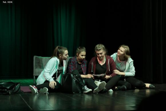 Ostatni dzień przeglądu teatralnego w domu kultury