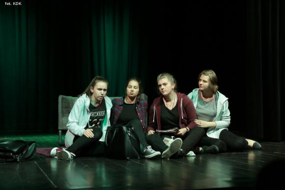 Ostatni dzień przeglądu teatralnego w domu kultury