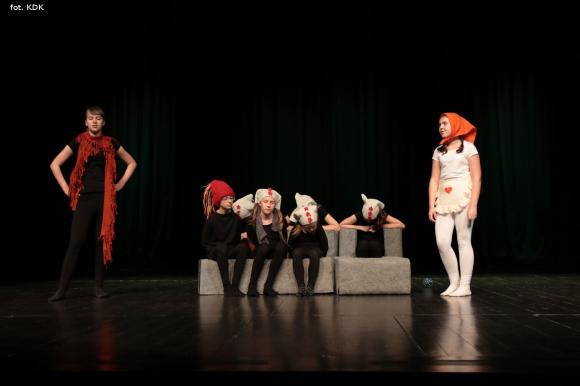 Ostatni dzień przeglądu teatralnego w domu kultury