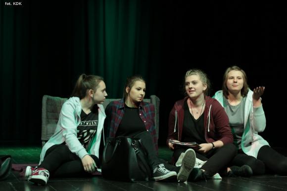 Ostatni dzień przeglądu teatralnego w domu kultury