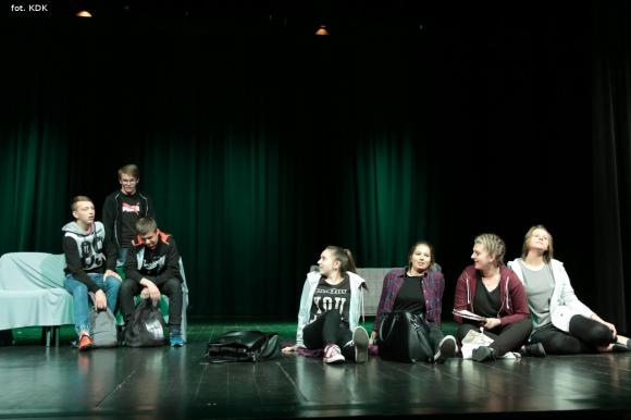 Ostatni dzień przeglądu teatralnego w domu kultury