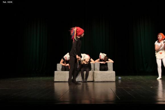 Ostatni dzień przeglądu teatralnego w domu kultury