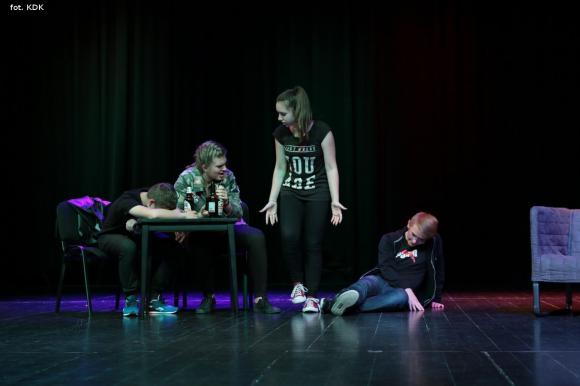 Ostatni dzień przeglądu teatralnego w domu kultury