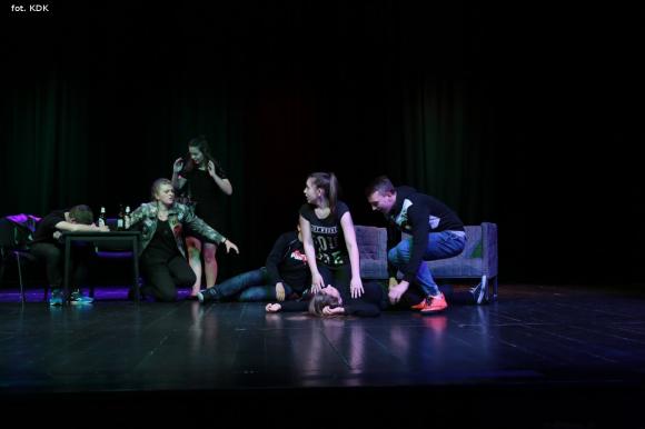 Ostatni dzień przeglądu teatralnego w domu kultury