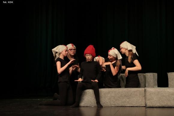 Ostatni dzień przeglądu teatralnego w domu kultury