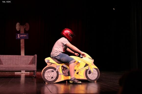 Ostatni dzień przeglądu teatralnego w domu kultury