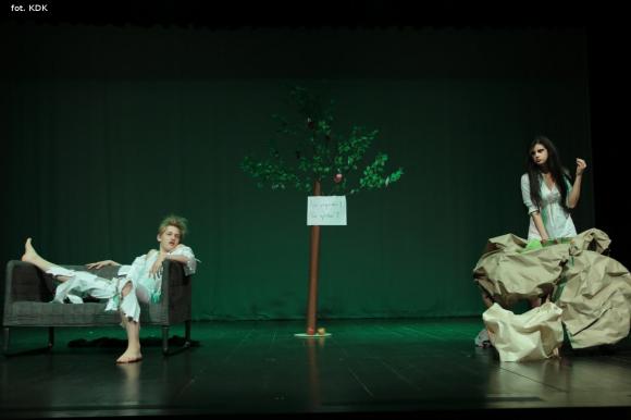 Ostatni dzień przeglądu teatralnego w domu kultury