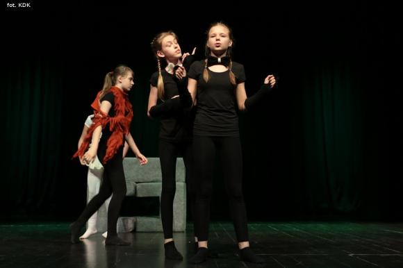 Ostatni dzień przeglądu teatralnego w domu kultury