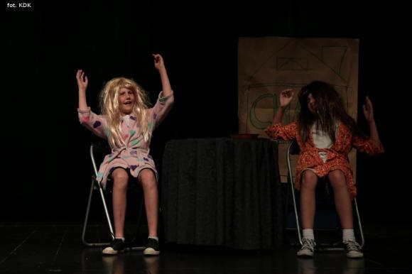 Ostatni dzień przeglądu teatralnego w domu kultury