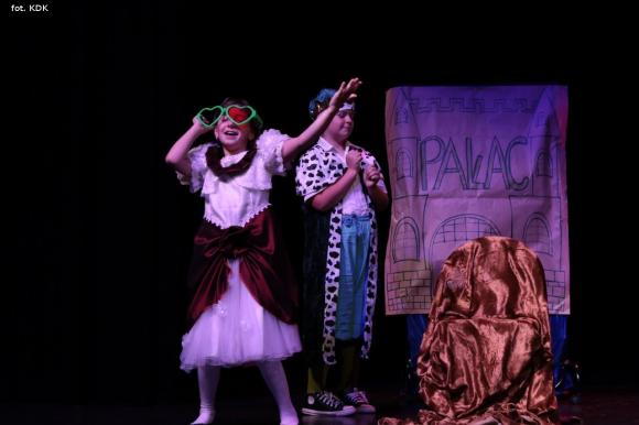 Ostatni dzień przeglądu teatralnego w domu kultury