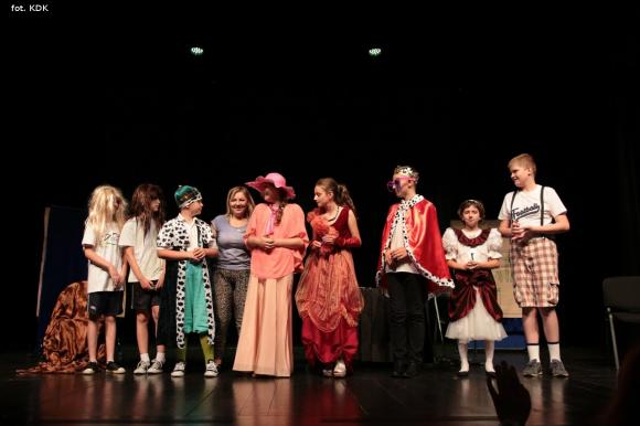 Ostatni dzień przeglądu teatralnego w domu kultury