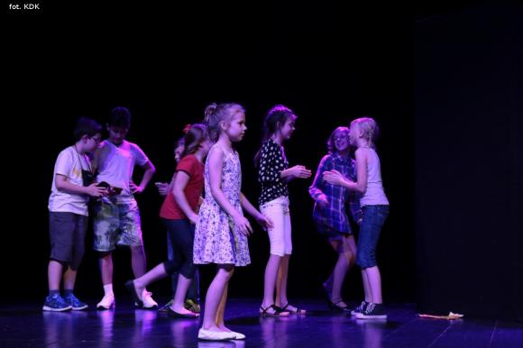 Ostatni dzień przeglądu teatralnego w domu kultury