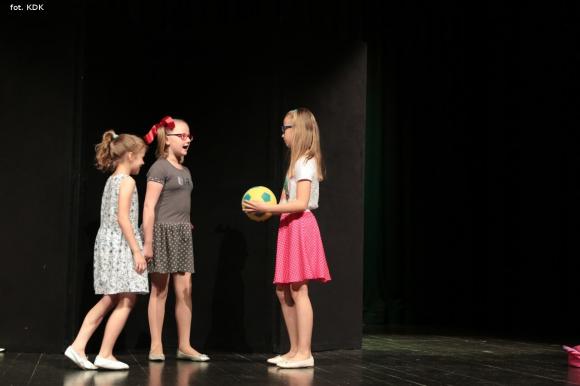 Ostatni dzień przeglądu teatralnego w domu kultury