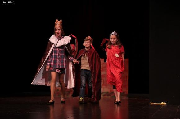 Ostatni dzień przeglądu teatralnego w domu kultury