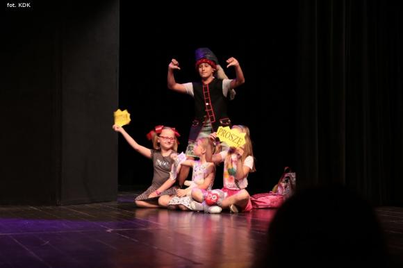 Ostatni dzień przeglądu teatralnego w domu kultury