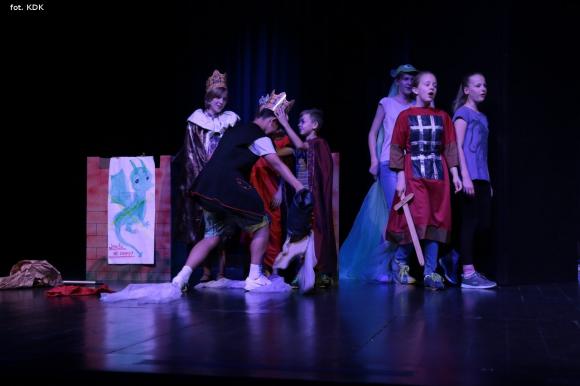 Ostatni dzień przeglądu teatralnego w domu kultury